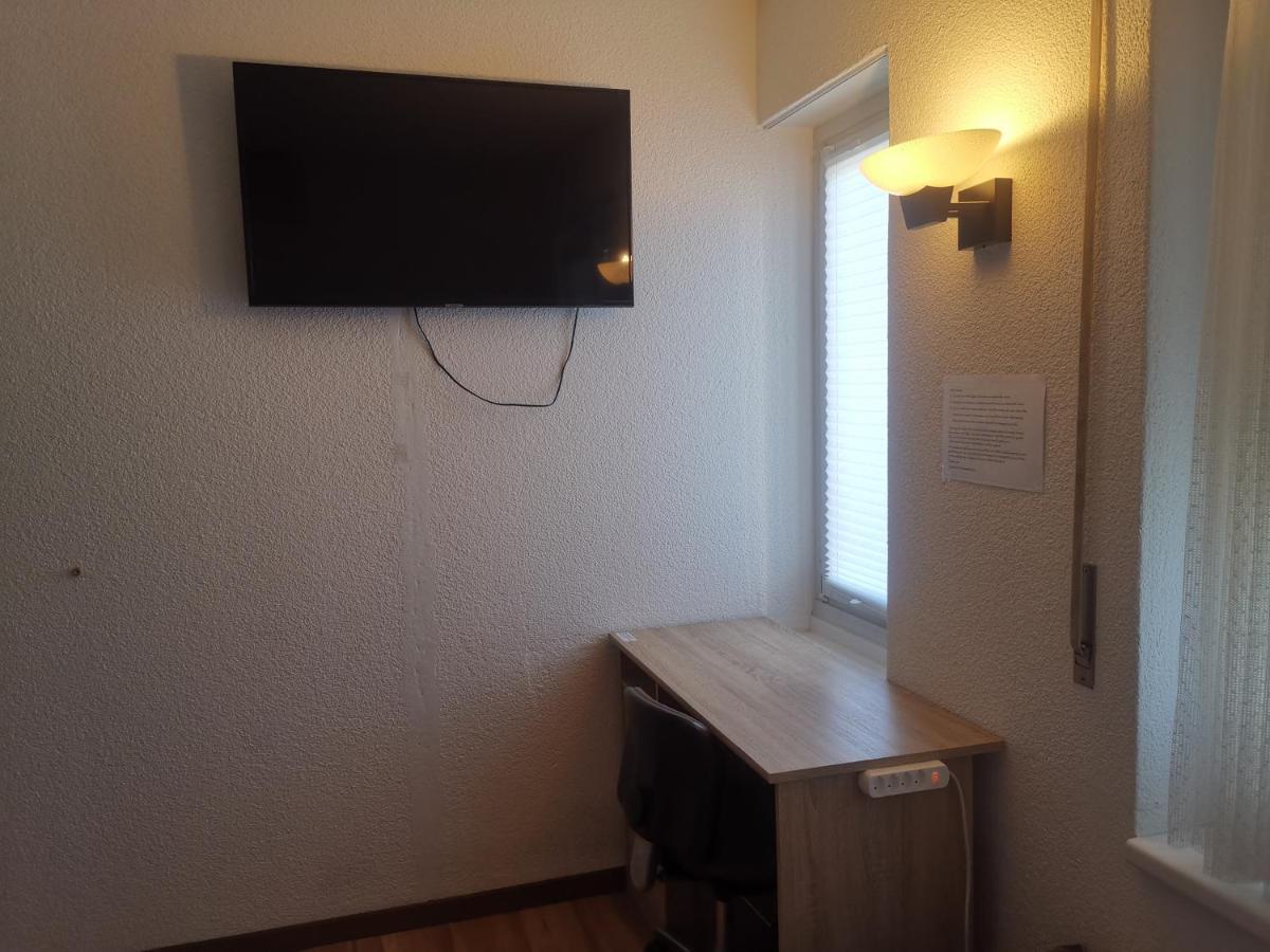 Glatthall Opfikon-Glattbrugg Екстериор снимка